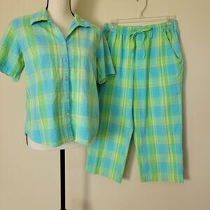 EUC Erica M Super Cute Seersucker Blouse & Capri/Cropped Pants Set
